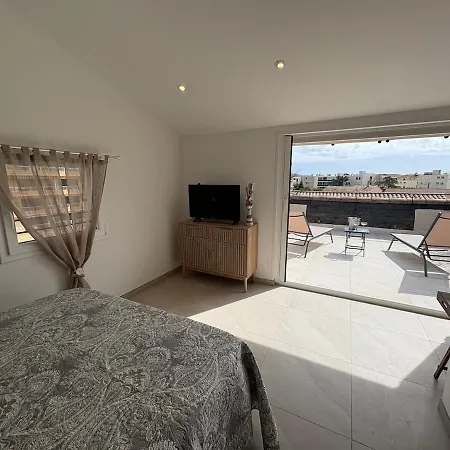 Duplex Neuf Avec Terrasse Et Tropezienne *