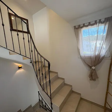 Duplex Neuf Avec Terrasse Et Tropezienne * Sanary-sur-Mer